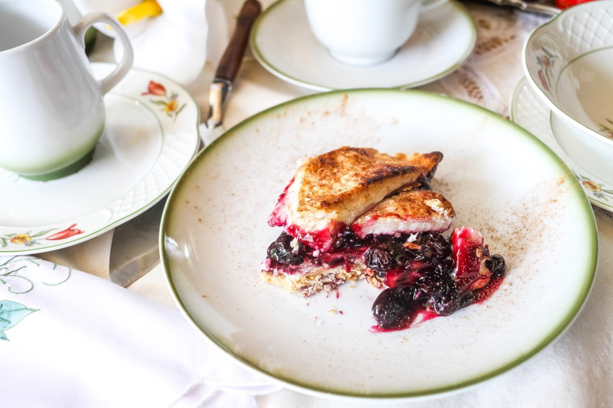 Dessert with fruit